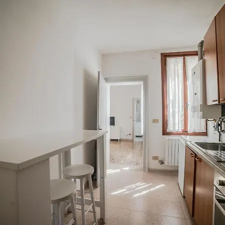 Gondola, San Giacomo Venedig