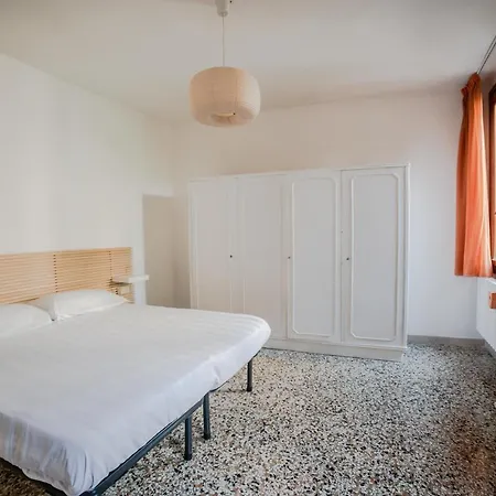 Gondola, San Giacomo *